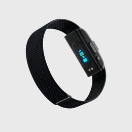 What's included with the Hume Band 2.0 health and longevity wearable